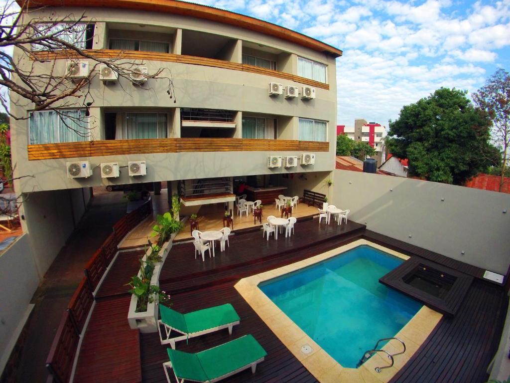 Yreta Apart Hotel Puerto Iguazu Bagian luar foto